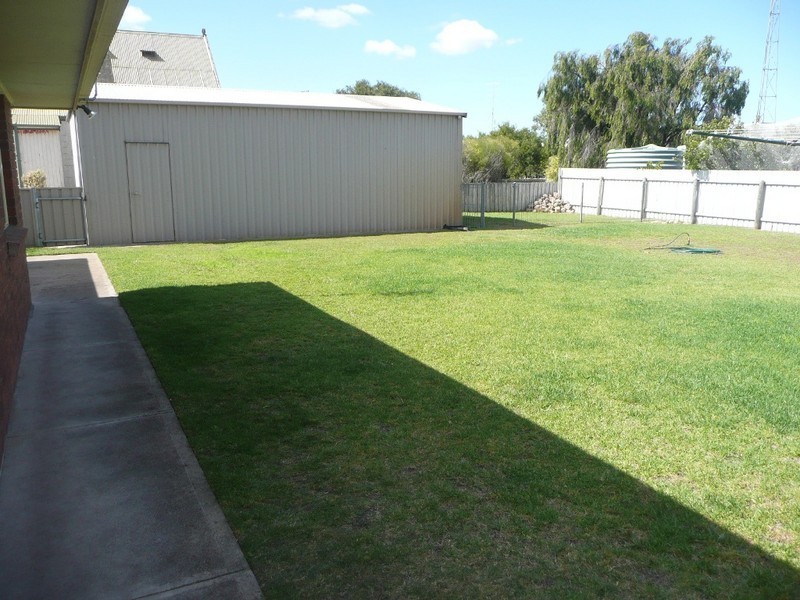 13 McFarlane Street, Kingston Se SA 5275