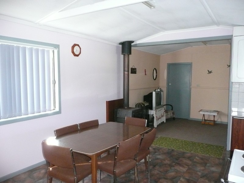 24 Nash Avenue, Kingston Se SA 5275