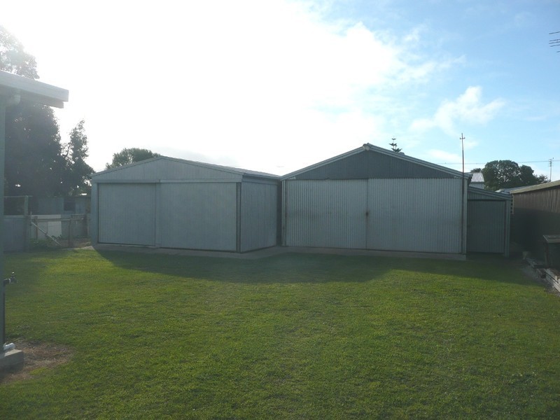 24 Nash Avenue, Kingston Se SA 5275