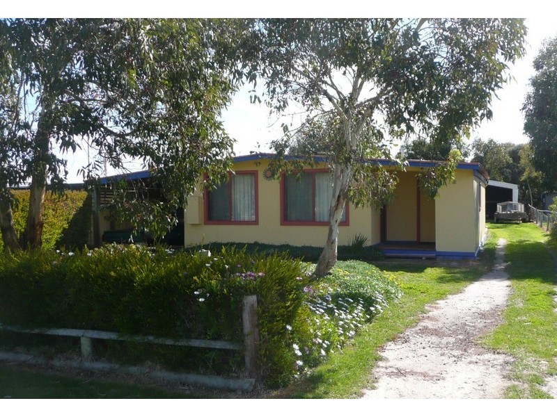 32 Nash Avenue, Kingston Se SA 5275