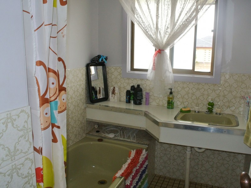 13 Young Street, Kingston Se SA 5275