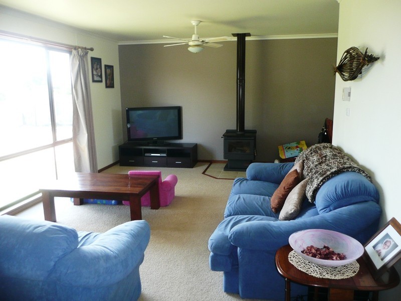 4 Clarke Street, Kingston Se SA 5275