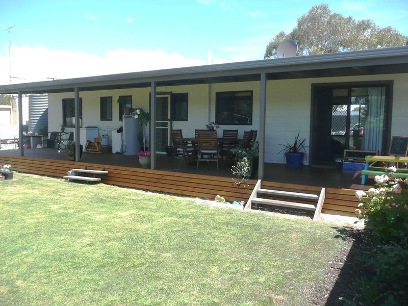 4 Clarke Street, Kingston Se SA 5275