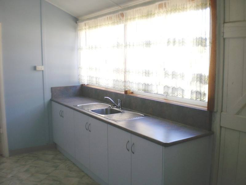 16 Agnes Street, Kingston Se SA 5275