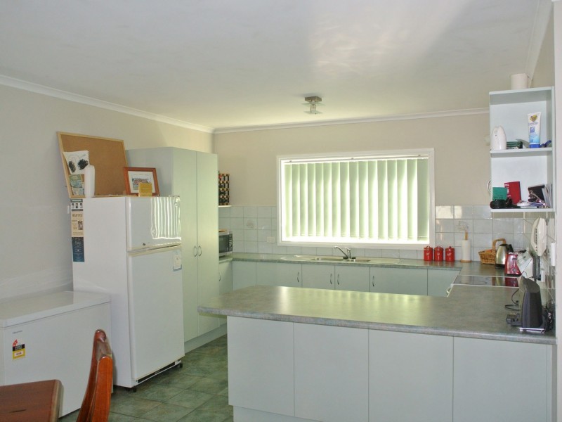 5 Strickland Street, Kingston Se SA 5275