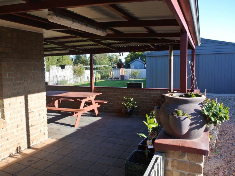 5 Strickland Street, Kingston Se SA 5275