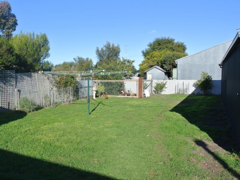 5 Strickland Street, Kingston Se SA 5275