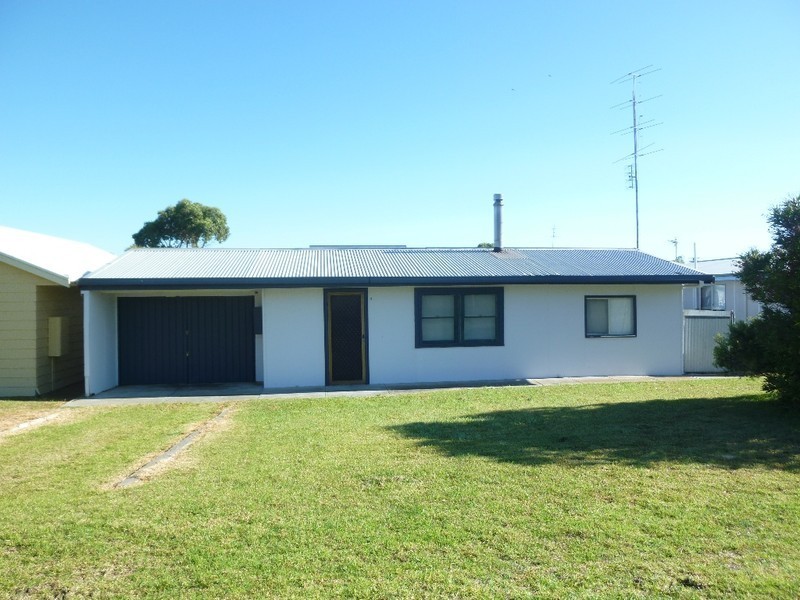 12 Nash Avenue, Kingston Se SA 5275