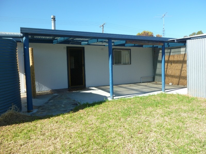 12 Nash Avenue, Kingston Se SA 5275