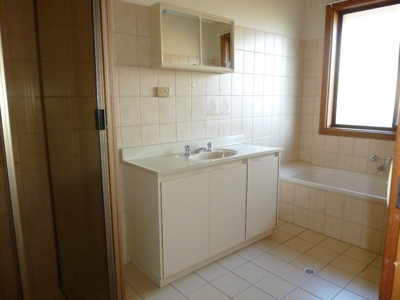 12a MacDonnell Street, Kingston Se SA 5275