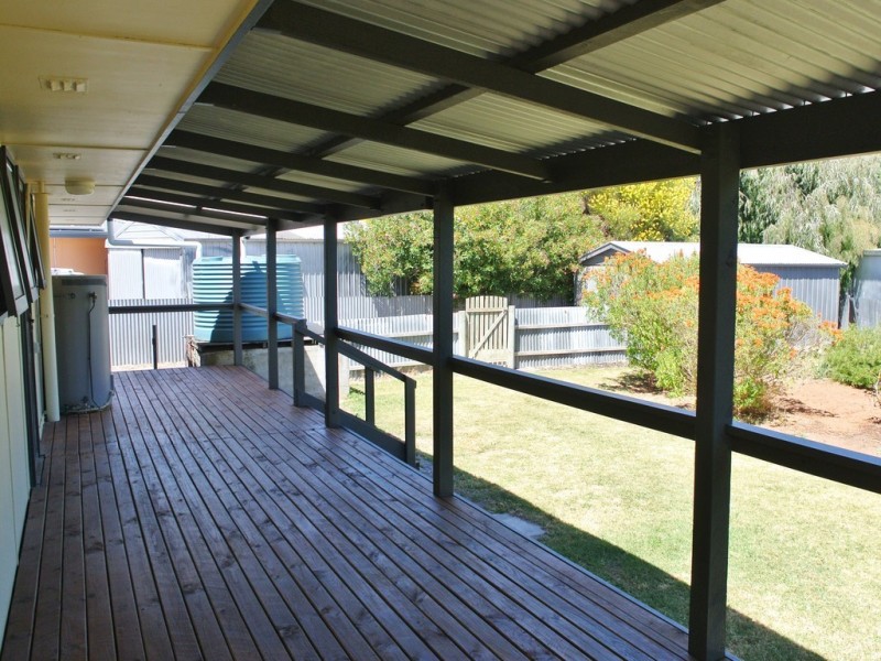 1 Redman Crescent, Kingston Se SA 5275