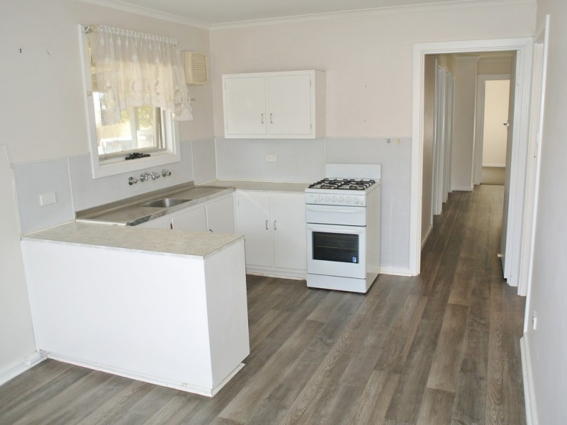 1 Redman Crescent, Kingston Se SA 5275