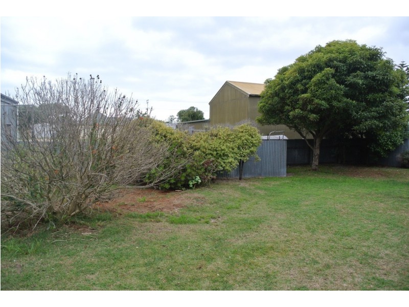 1 Redman Crescent, Kingston Se SA 5275