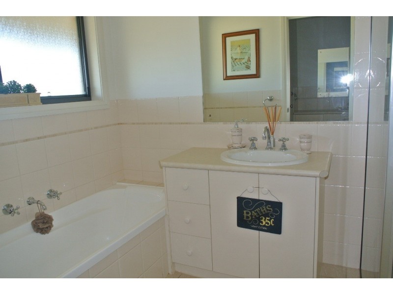 4 Hutchings Court, Kingston Se SA 5275