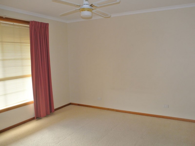 13 Barrowman Drive, Kingston Se SA 5275