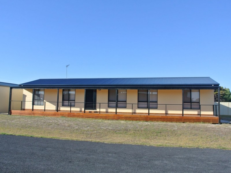 64 Bellevue Drive, Kingston Se SA 5275