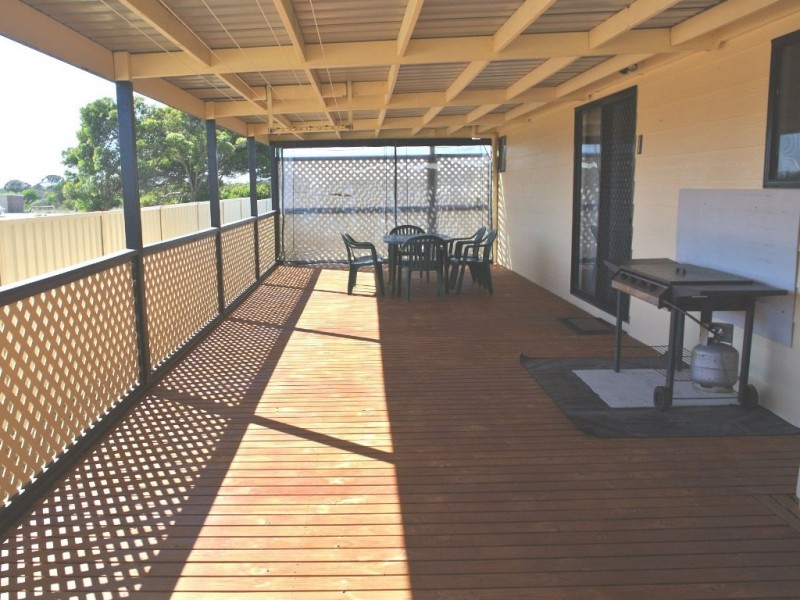 64 Bellevue Drive, Kingston Se SA 5275