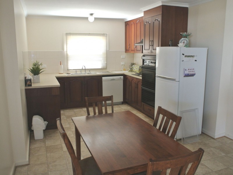 36 Holland Street, Kingston Se SA 5275