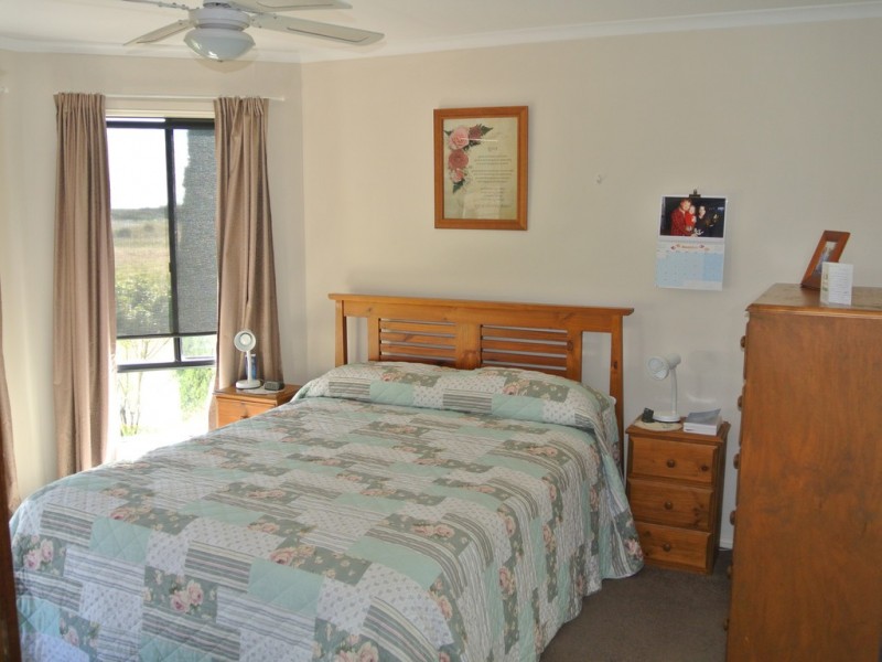 22 Clarke Street, Kingston Se SA 5275