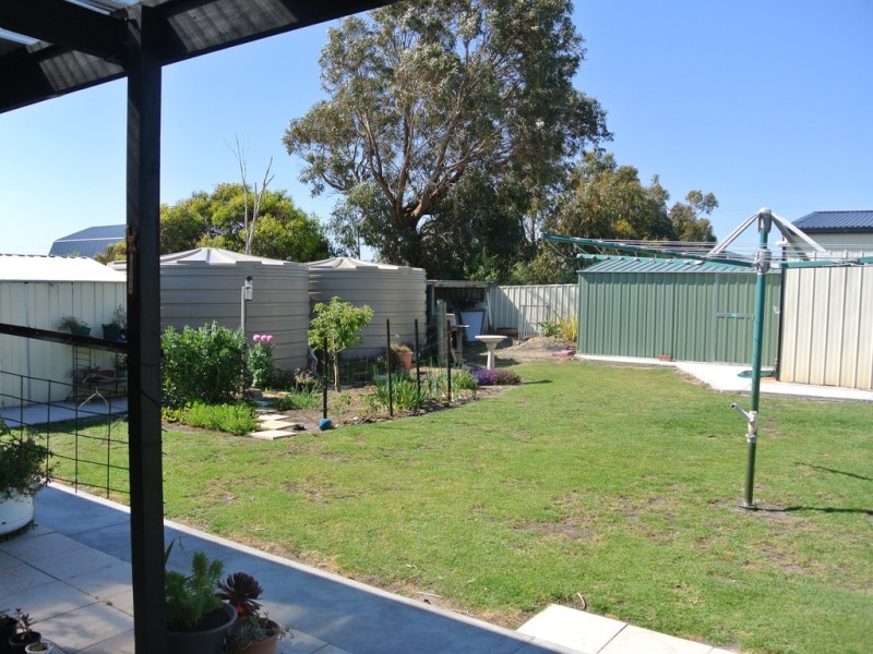 22 Clarke Street, Kingston Se SA 5275