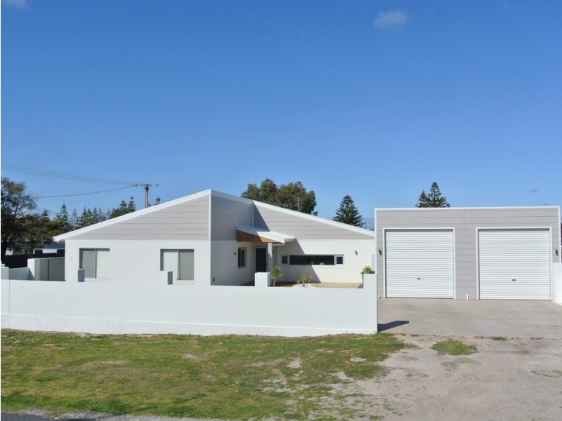 17 Clarke Street, Kingston Se SA 5275