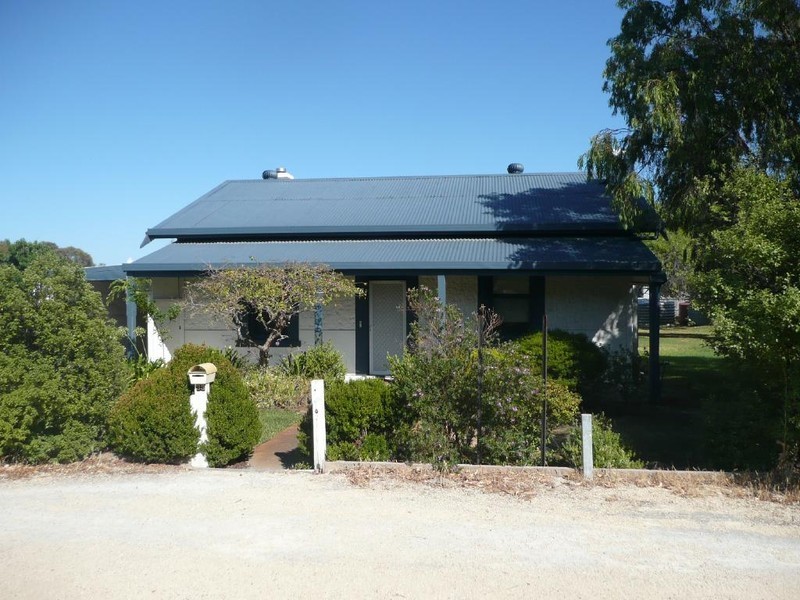 33 Cooke Street, Kingston Se SA 5275