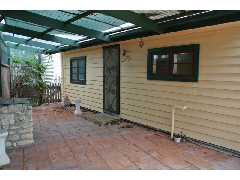 14 Cooke Street, Kingston Se SA 5275