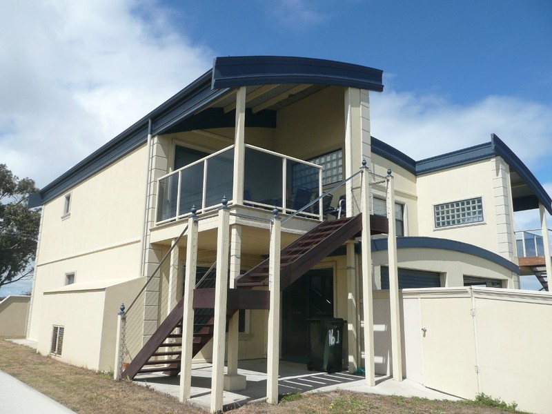 1/22 Holland Street, Kingston Se SA 5275