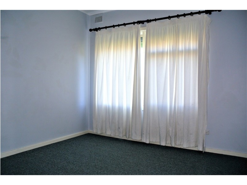 4 Acraman Street, Kingston Se SA 5275