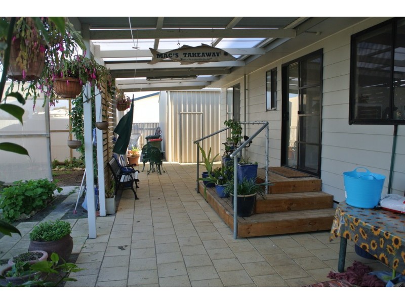 38 Third Street, Kingston Se SA 5275