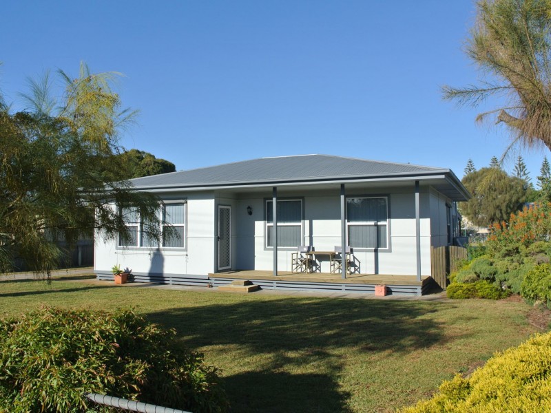 12 Strickland Street, Kingston Se SA 5275