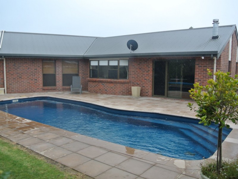 9 Young Street, Kingston Se SA 5275