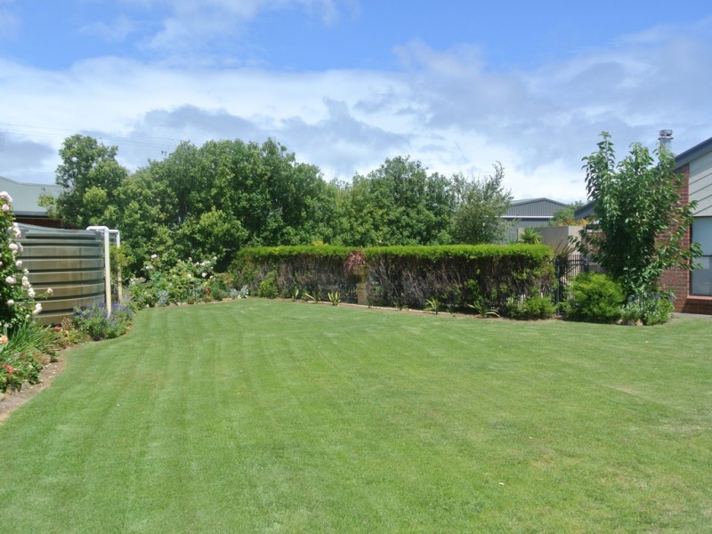 9 Young Street, Kingston Se SA 5275