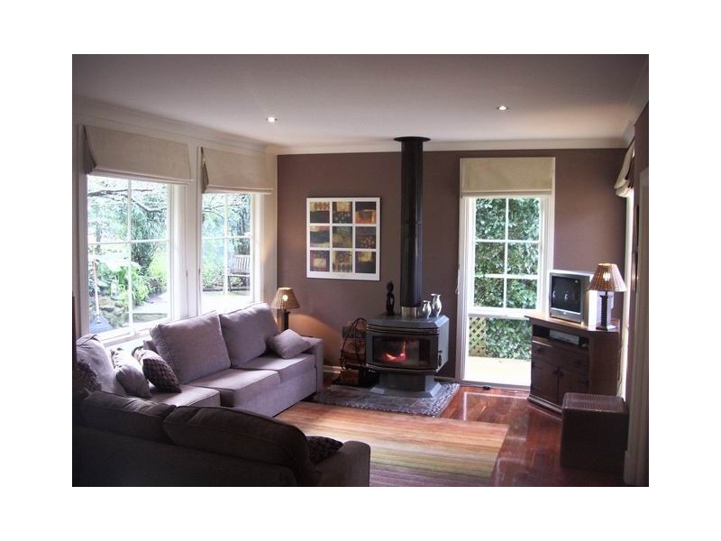 1 Renown Avenue, Crafers West SA 5152