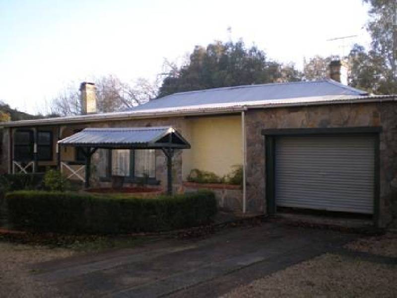 15 Victoria Crescent, Mount Barker SA 5251