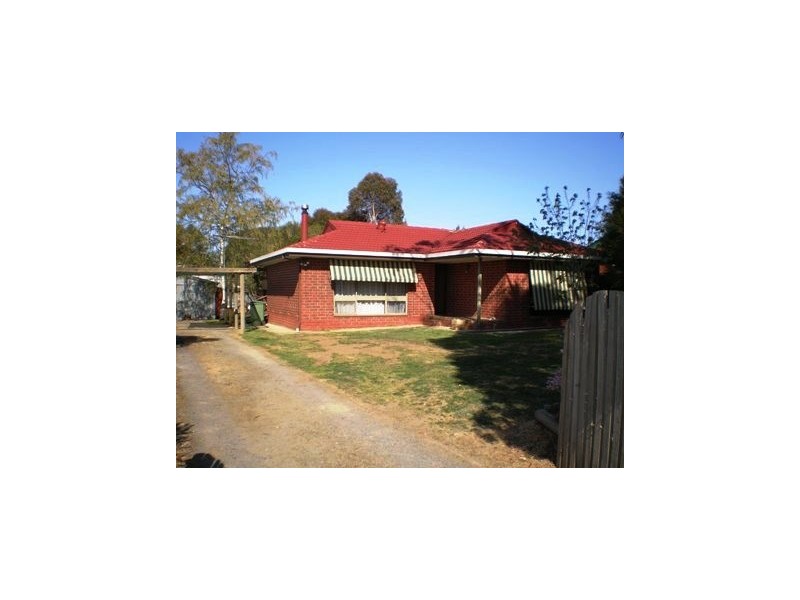 17 Deer Avenue, Mount Barker SA 5251