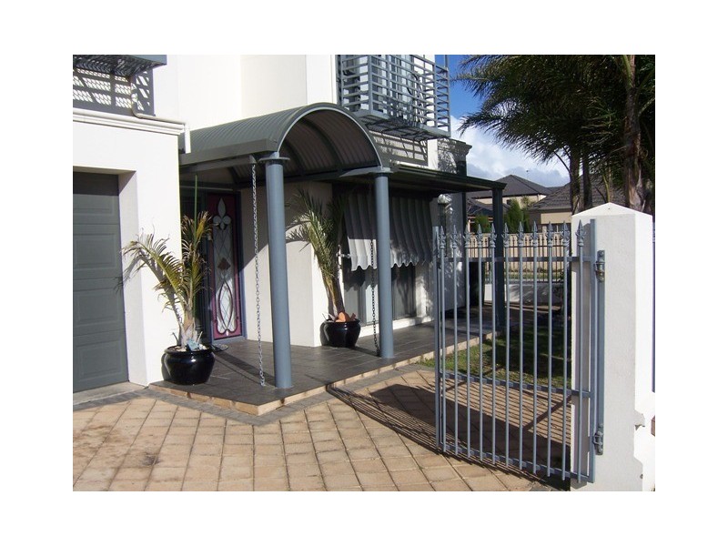 18 Carnegie Place, Mawson Lakes SA 5095