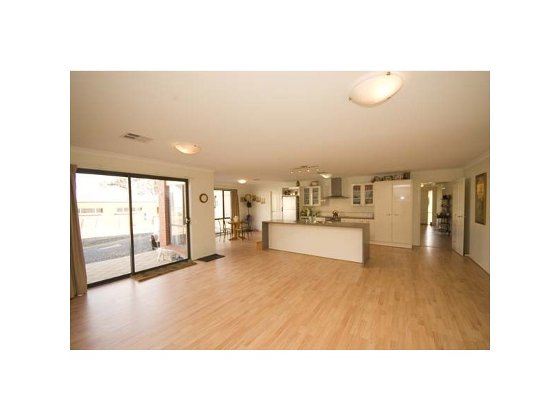 15 Durham Court, Mount Barker SA 5251