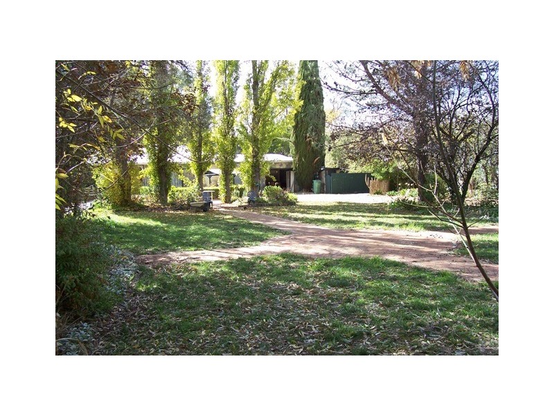 15 Victoria Crescent, Mount Barker SA 5251