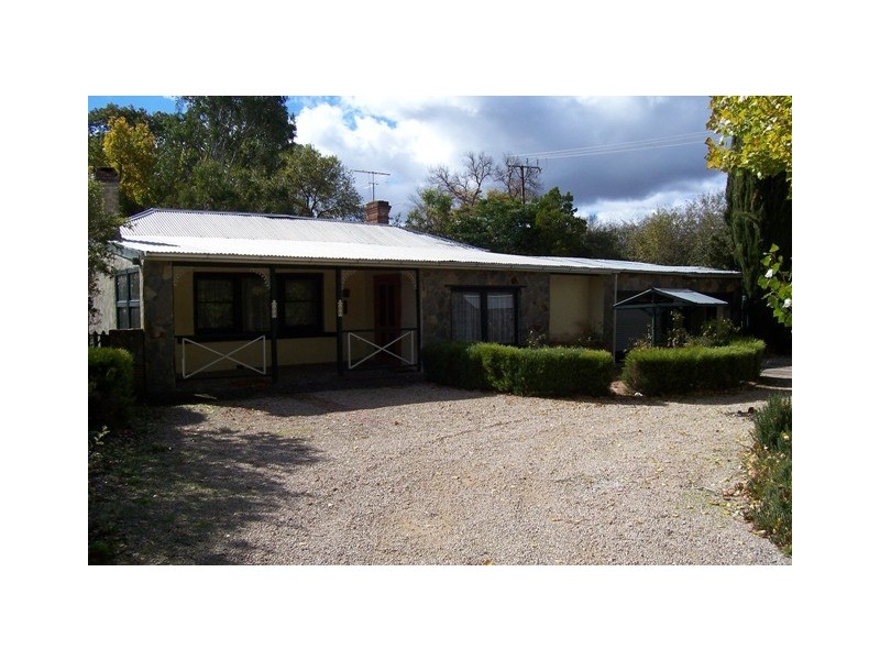15 Victoria Crescent, Mount Barker SA 5251