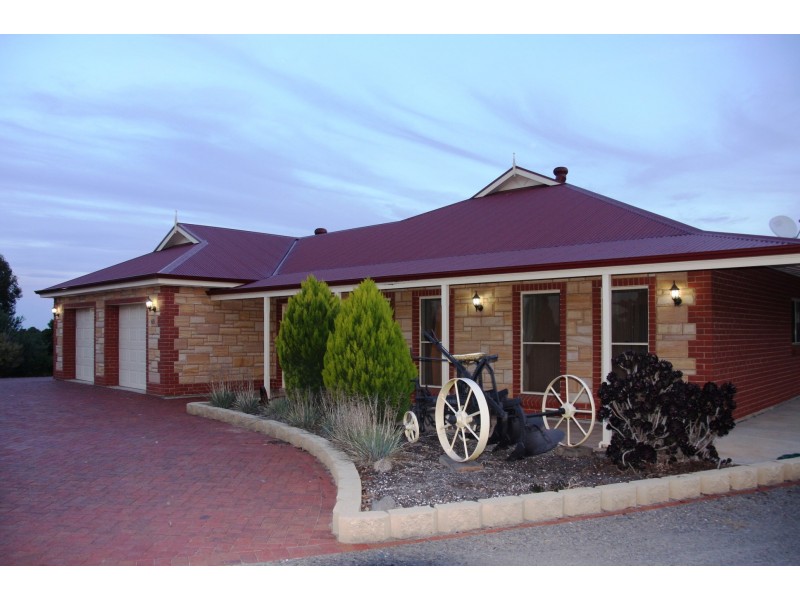 69 Trainers Wy, Strathalbyn SA 5255