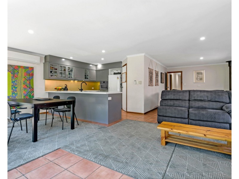 18 Hartman Road, Mount Barker SA 5251