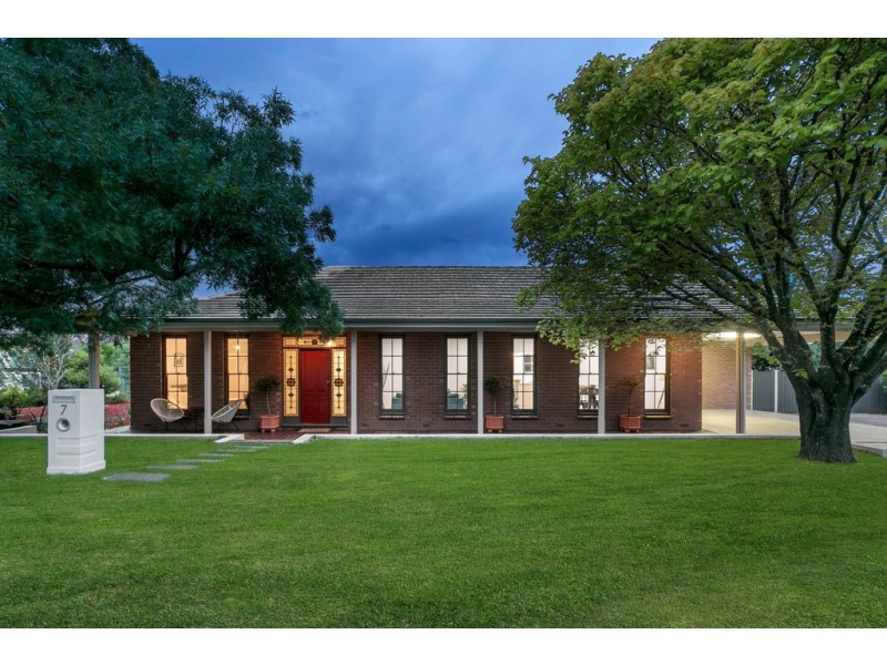 7 Wattle Street, Mount Barker SA 5251