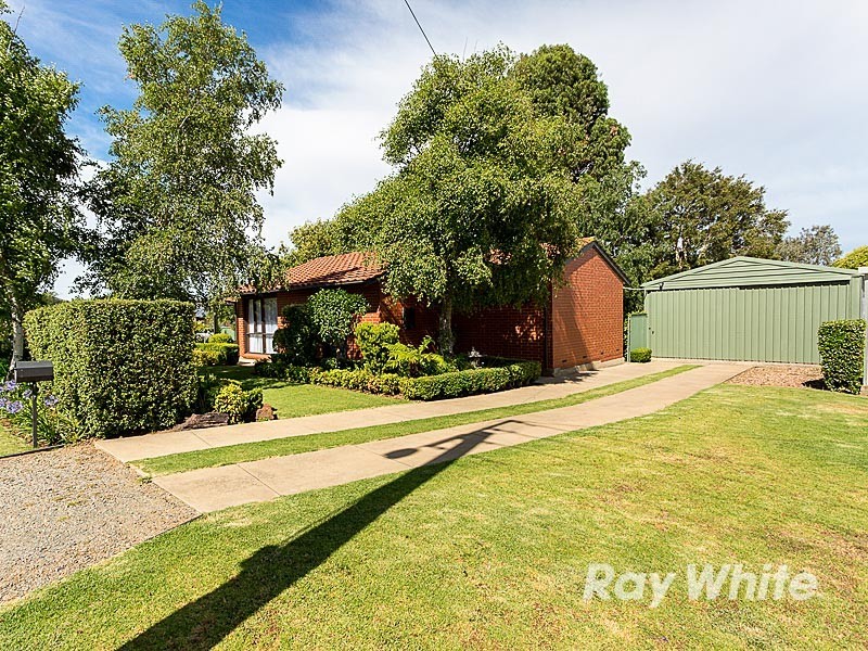 1 Willow Drive, Mount Barker SA 5251