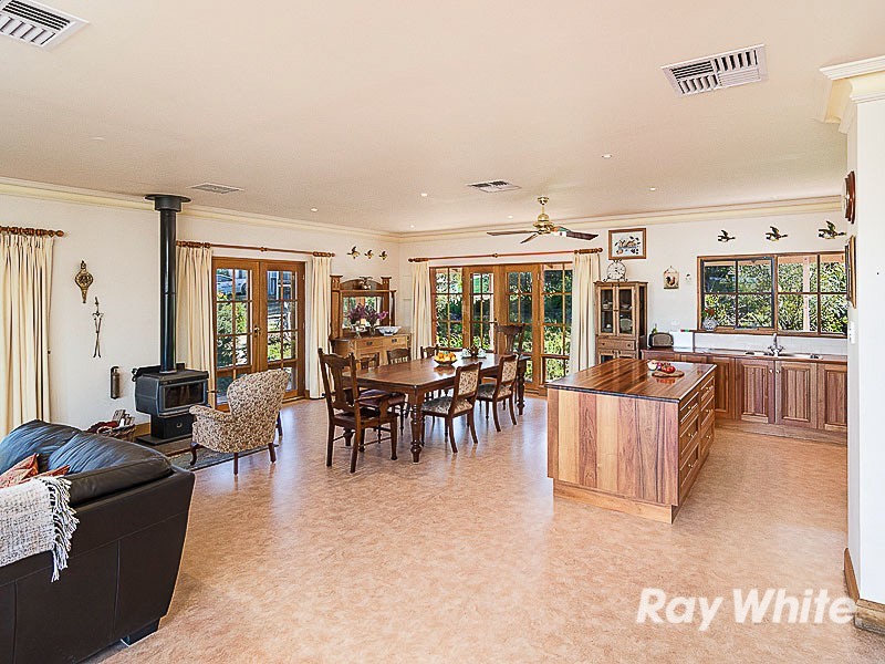 327 Tinpot Road, Woodchester SA 5255