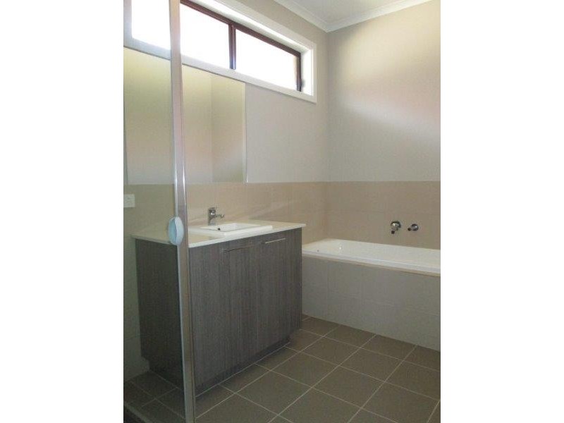 16A Hampden Road, Mount Barker SA 5251