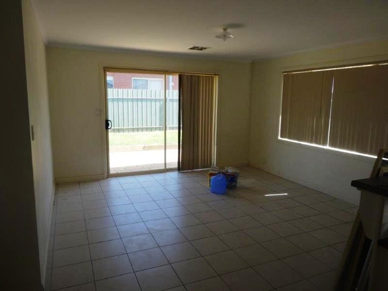 42 Strathmont Drive, Strathalbyn SA 5255