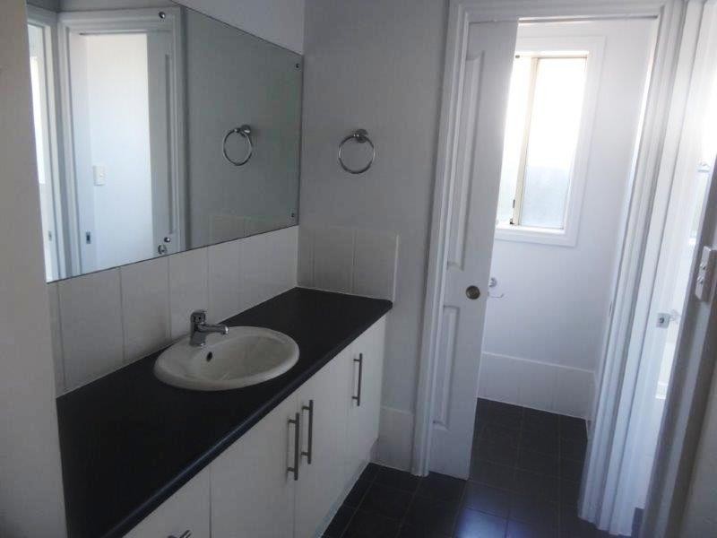 42 Strathmont Drive, Strathalbyn SA 5255