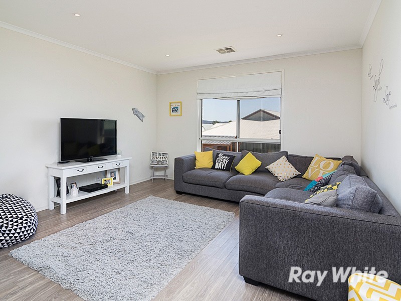 13 Barker Road, Mount Barker SA 5251