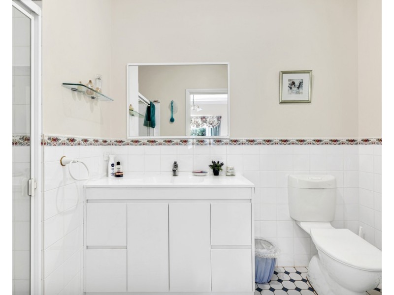 10 Jacaranda Drive, Woodside SA 5244